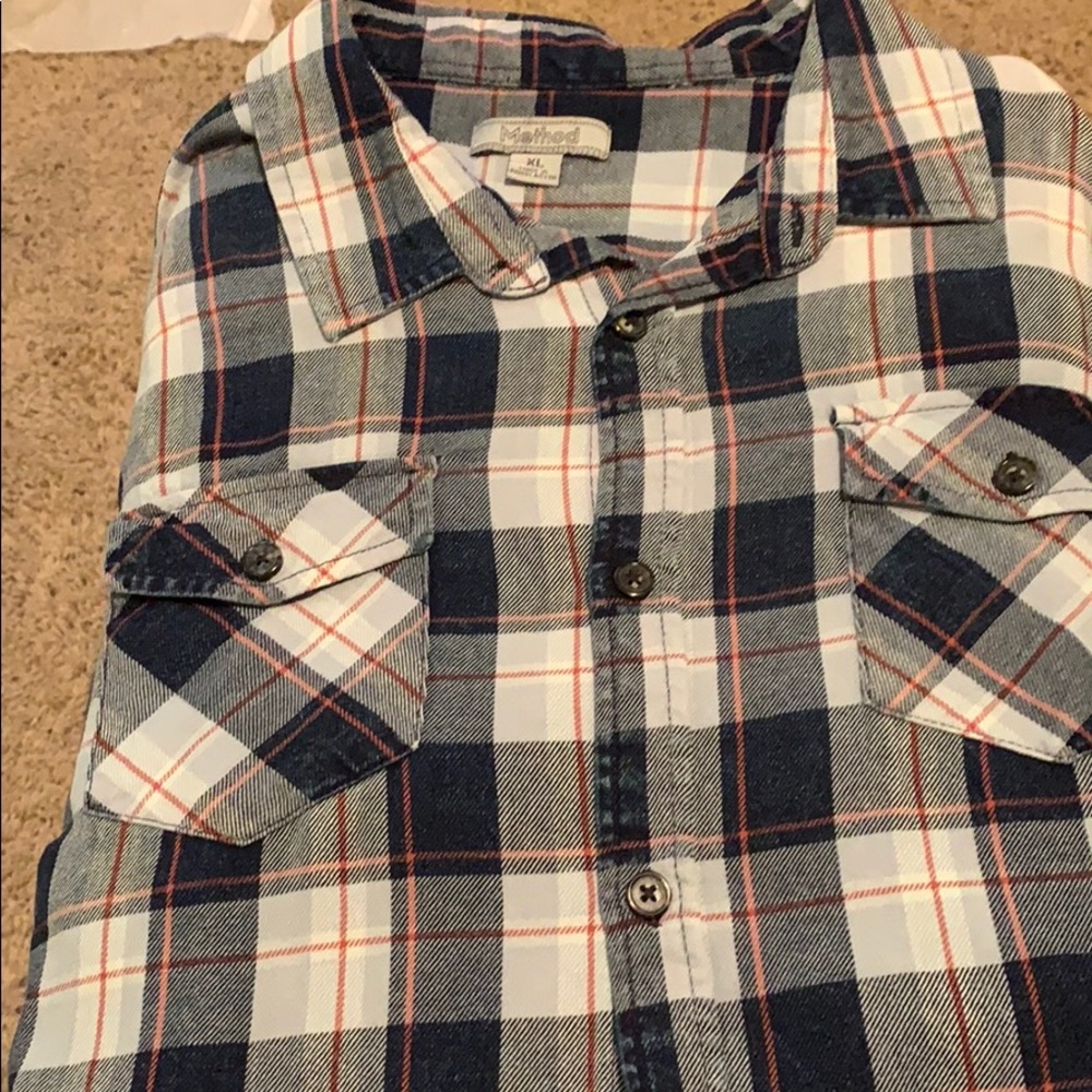 Method Button down
